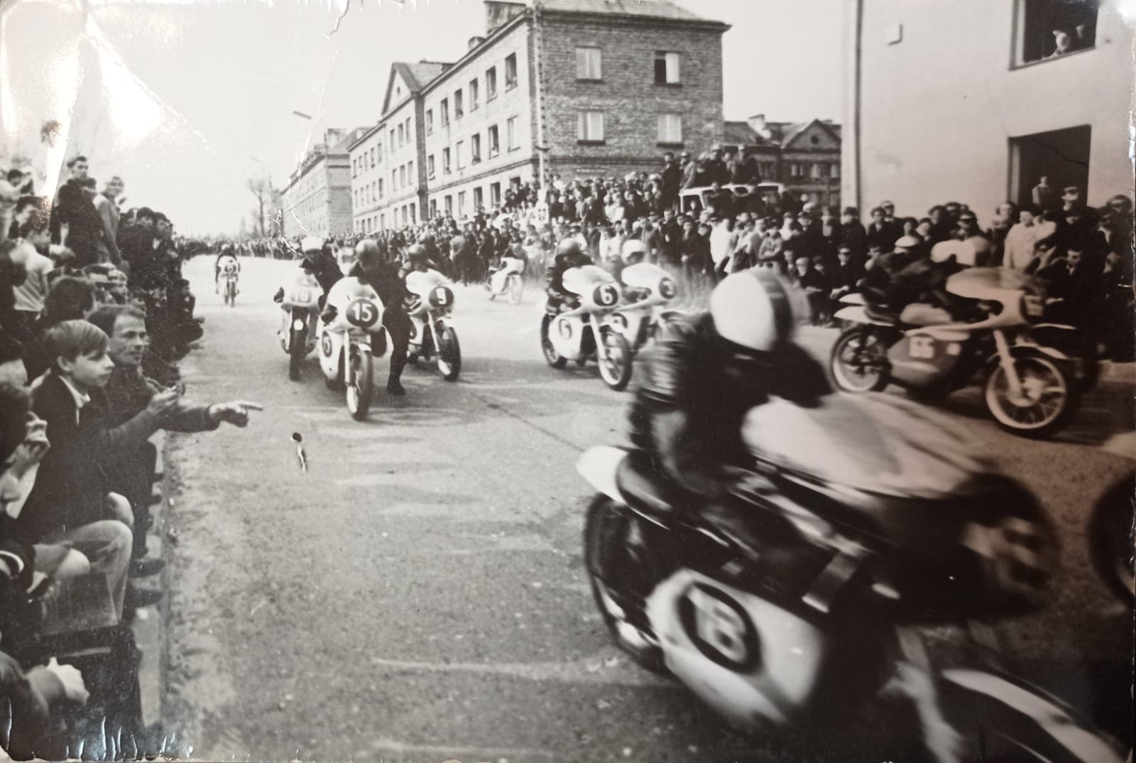 Eksponat Muzeum Polskiej Motoryzacji nr 13