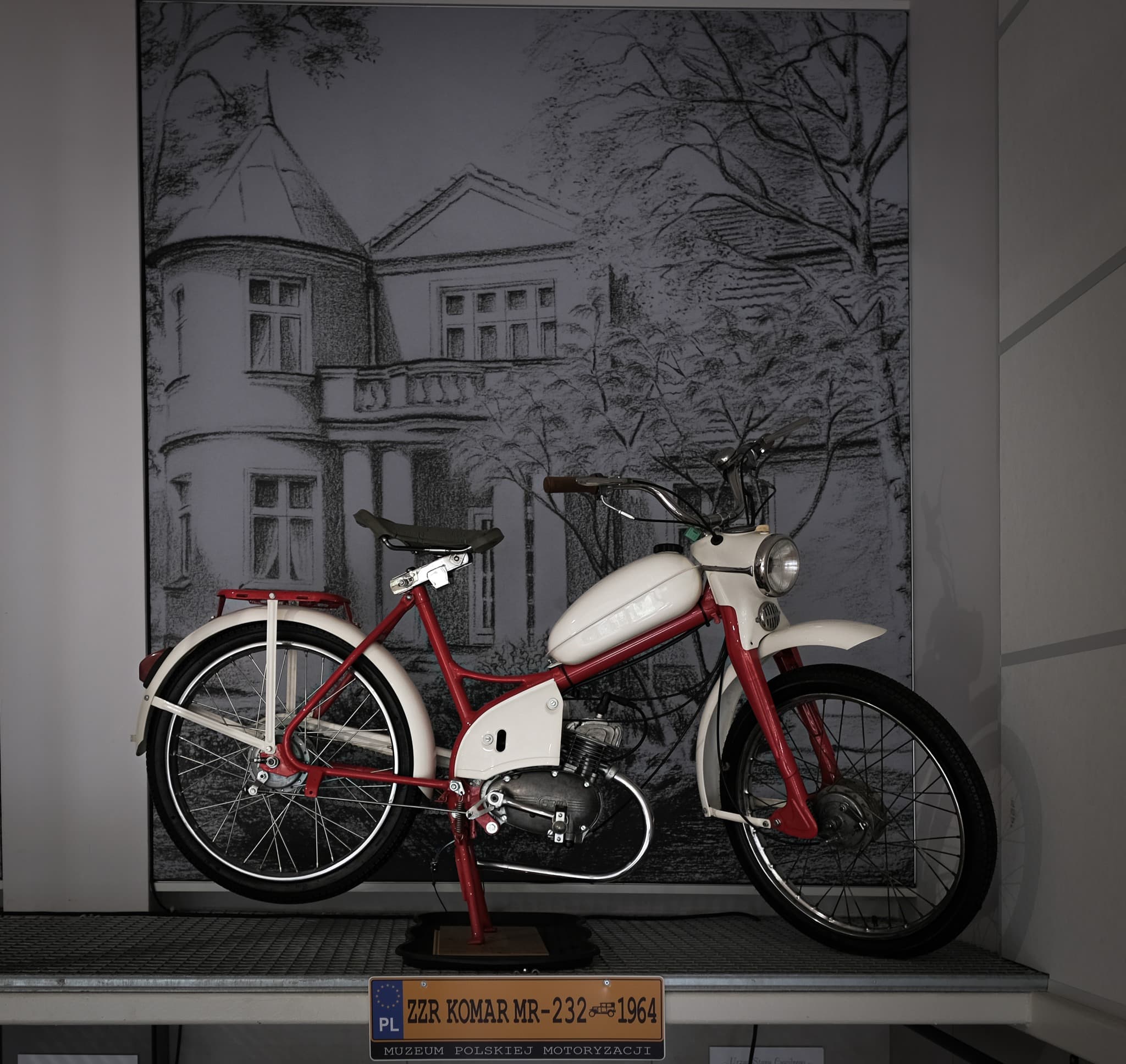 Eksponat Muzeum Polskiej Motoryzacji nr 14