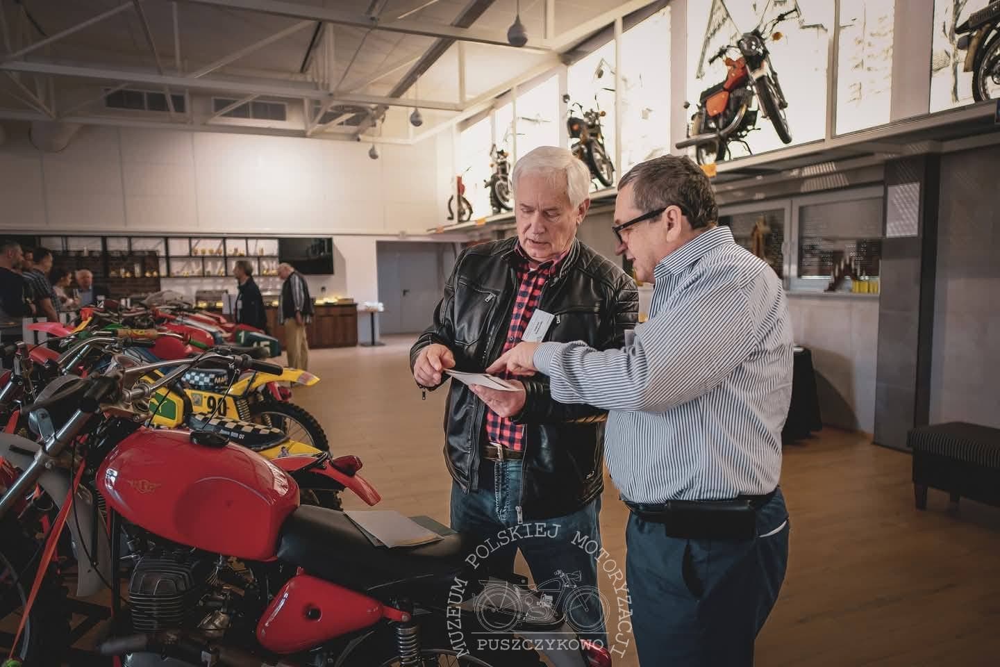 Eksponat Muzeum Polskiej Motoryzacji nr 37