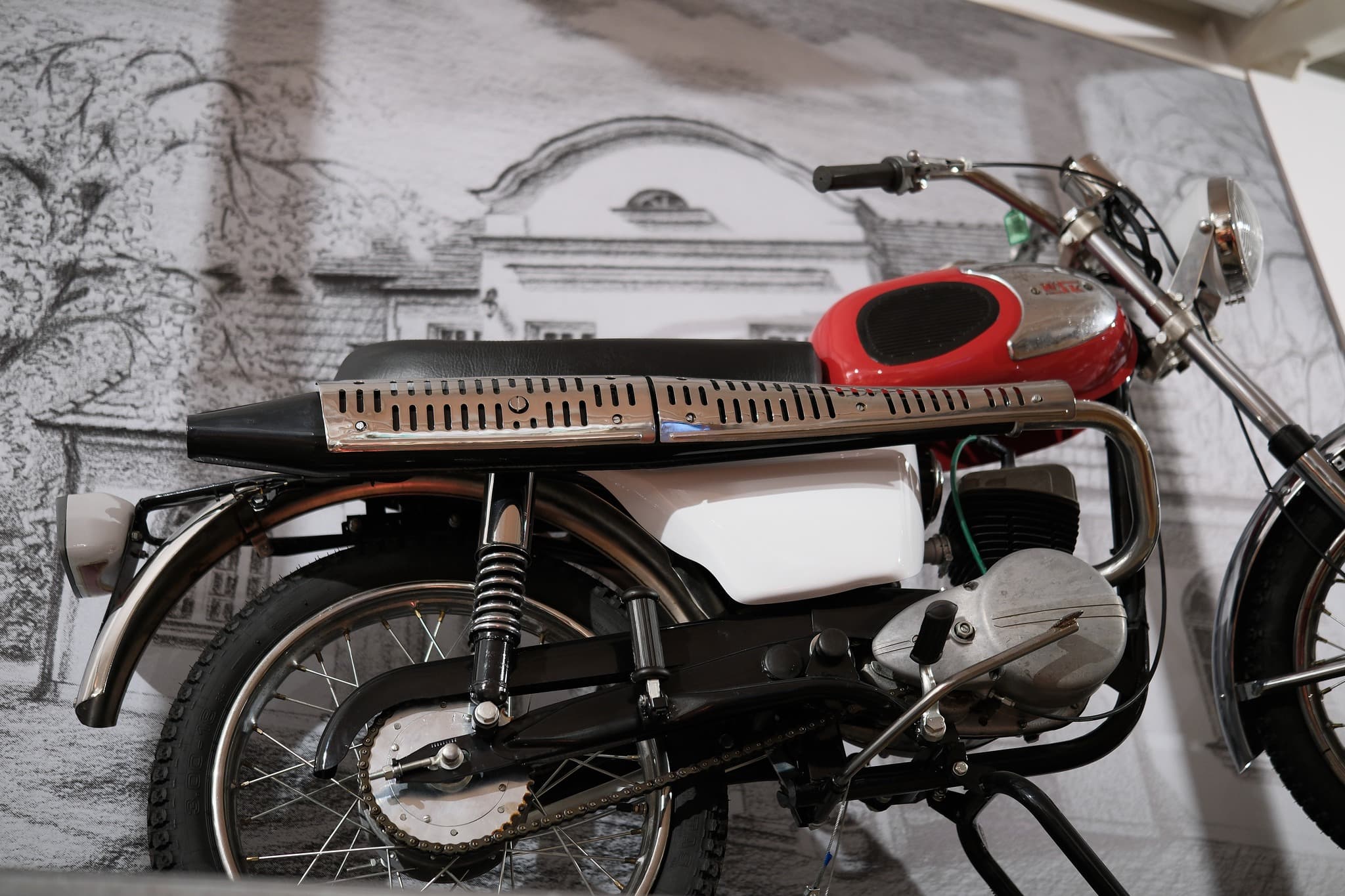 Eksponat Muzeum Polskiej Motoryzacji nr 49